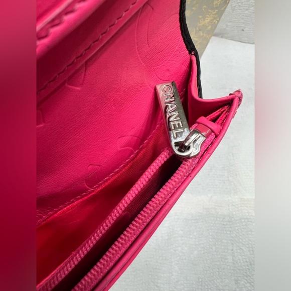 CHANEL CAMBON LEATHER WALLET - Picture 9 of 17